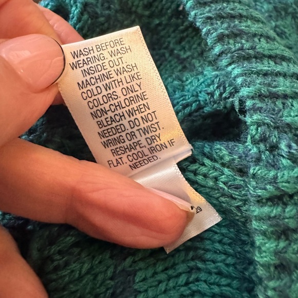 Croft & Barrow Teal Long Sleeve sweater - Picture 9 of 9
